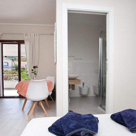Lu Lioni Rooms San Teodoro  Eksteriør bilde