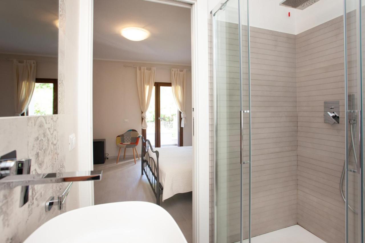 Lu Lioni Rooms San Teodoro  Eksteriør bilde
