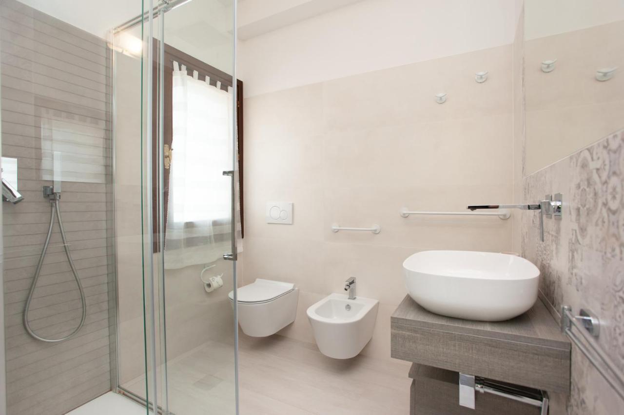 Lu Lioni Rooms San Teodoro  Eksteriør bilde